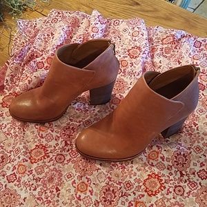 Gianni Bini Booties